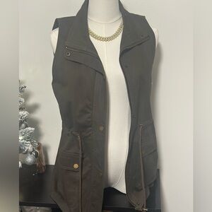 Women's Utility Vest Size M